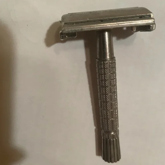 Vintage 1950’s Gillette Safety Razor RARE FIND Grooming
